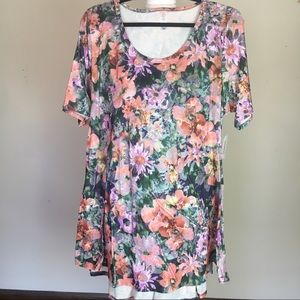 Lularoe Perfect T - NWT - XXL - Pastel Floral